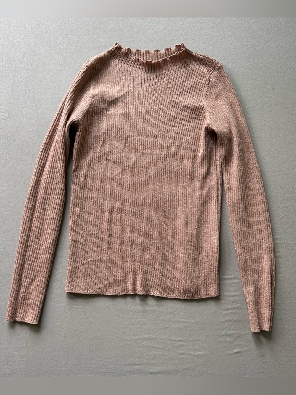 Uniqlo Metallic LETTUCE EDGE MOCK NECK RIBBED TOP